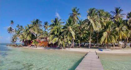Private Bedroom on Paradise San Blas Island