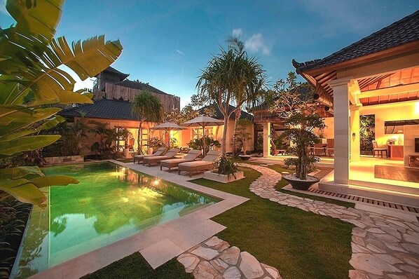 Outdoor pool - Villa Dayak Bali, a luxury tropical resort in the heart of Seminyak (Seminayk)