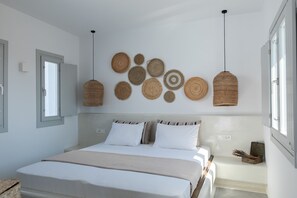 2 bedrooms, in-room safe, iron/ironing board, travel cot