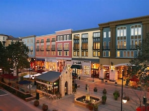 Exterior - Santana Row Properties #5 - Silicon Valley Getaway (San Jose)