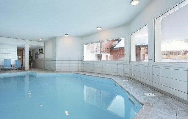 Innenpool, beheizter Pool