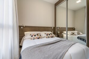 Iron/ironing board, free WiFi, bed sheets - JP038 Jacques Pilon Residence Elite (São Paulo)