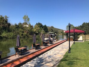Dock - The Swanpark Hotel (Sile)