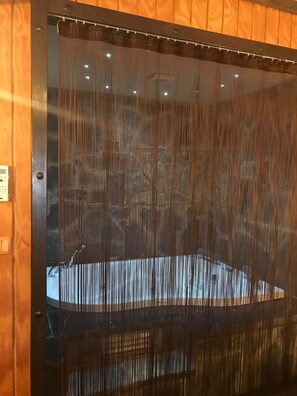VIP Suite | Bathroom | Free toiletries, hair dryer, bathrobes, slippers - The Swanpark Hotel (Sile)