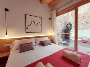 Deluxe Room, Private Pool | Premium bedding, minibar, in-room safe, desk - ARA Alcudia Hotel - Adults Only (Alcúdia)