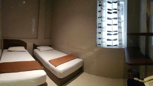 Wifi gratis y ropa de cama 