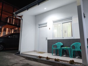 Deluxe Room | Free WiFi, bed sheets - Arka Family Villa (Lembang)