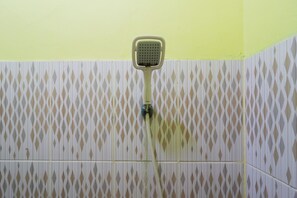 Eenpersoonskamer | Badkamer met douche