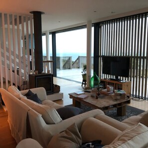 TV, fireplace, video games, DVD player - Unique stand alone property in exceptional location (Croyde, Braunton)