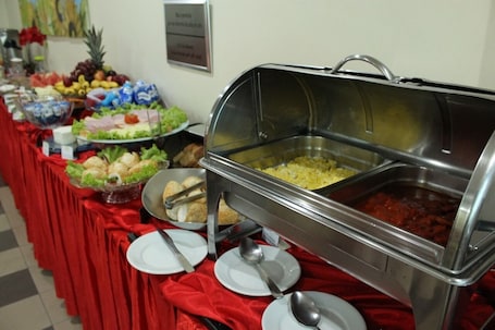 Desayuno buffet incluido todos los días
