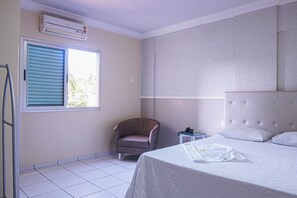 Double Room | Minibar, free WiFi, bed sheets - Canada Hotel (Rio Verde)