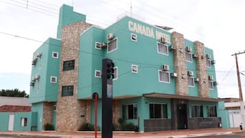 Fachada da propriedade