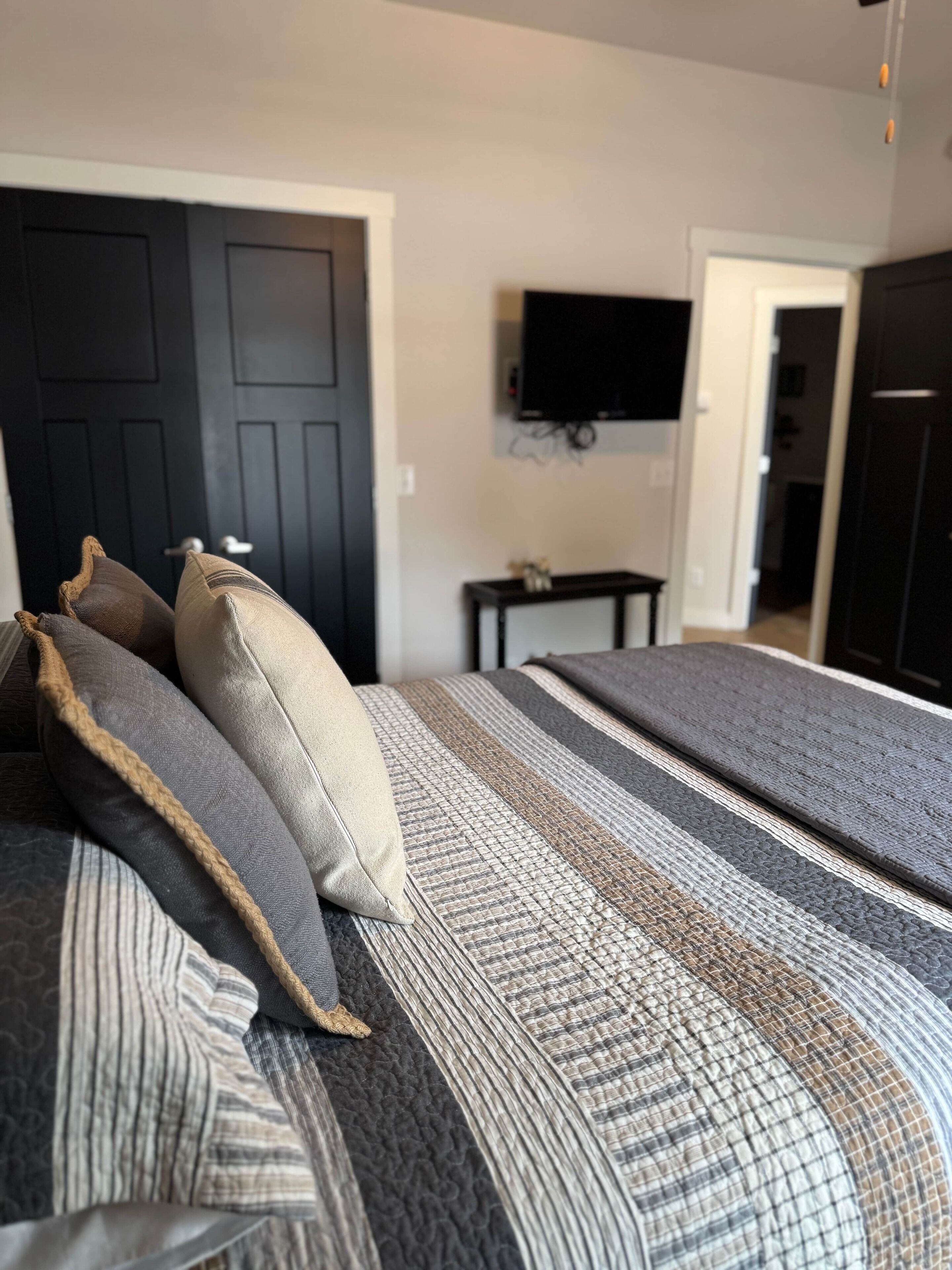 2 chambres, fer et planche à repasser, Wi-Fi, literie fournie