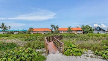 Condo (A1 2BED/2BATH) | Exterior