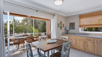 Condo (A1 2BED/2BATH) | Private kitchen