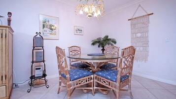 Condo (A6 1BED/1BATH) | Private kitchen | Coffee/tea maker, fridge, microwave, stovetop