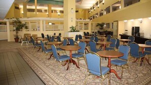 Dining - Bedford plaza hotel (Bedford)