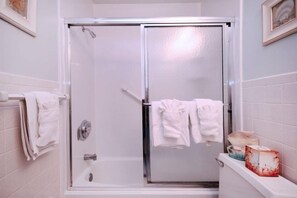 Condo | Baño