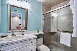 Condo | Bathroom