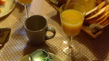 Dagelijks continentaal ontbijt inbegrepen