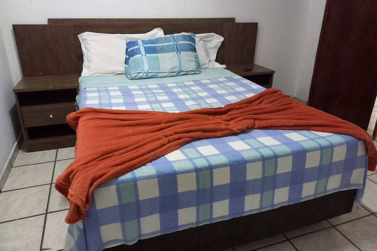 Habitación doble | Wifi gratis y ropa de cama
