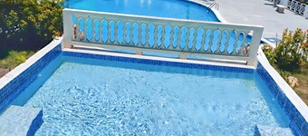 Central Ochi Studio!Alexa Smarthome +SeaViews+2pools