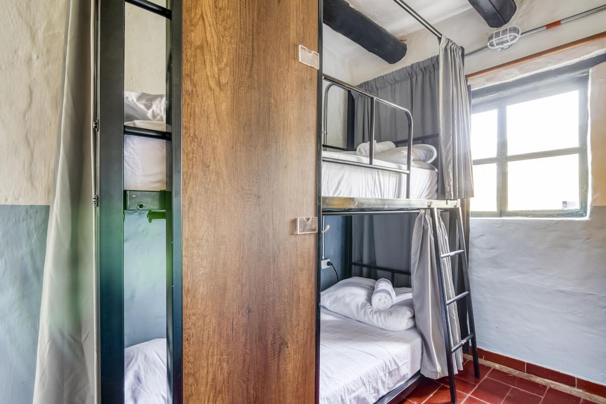 Quadruple Room, Multiple Bedrooms | Bed sheets