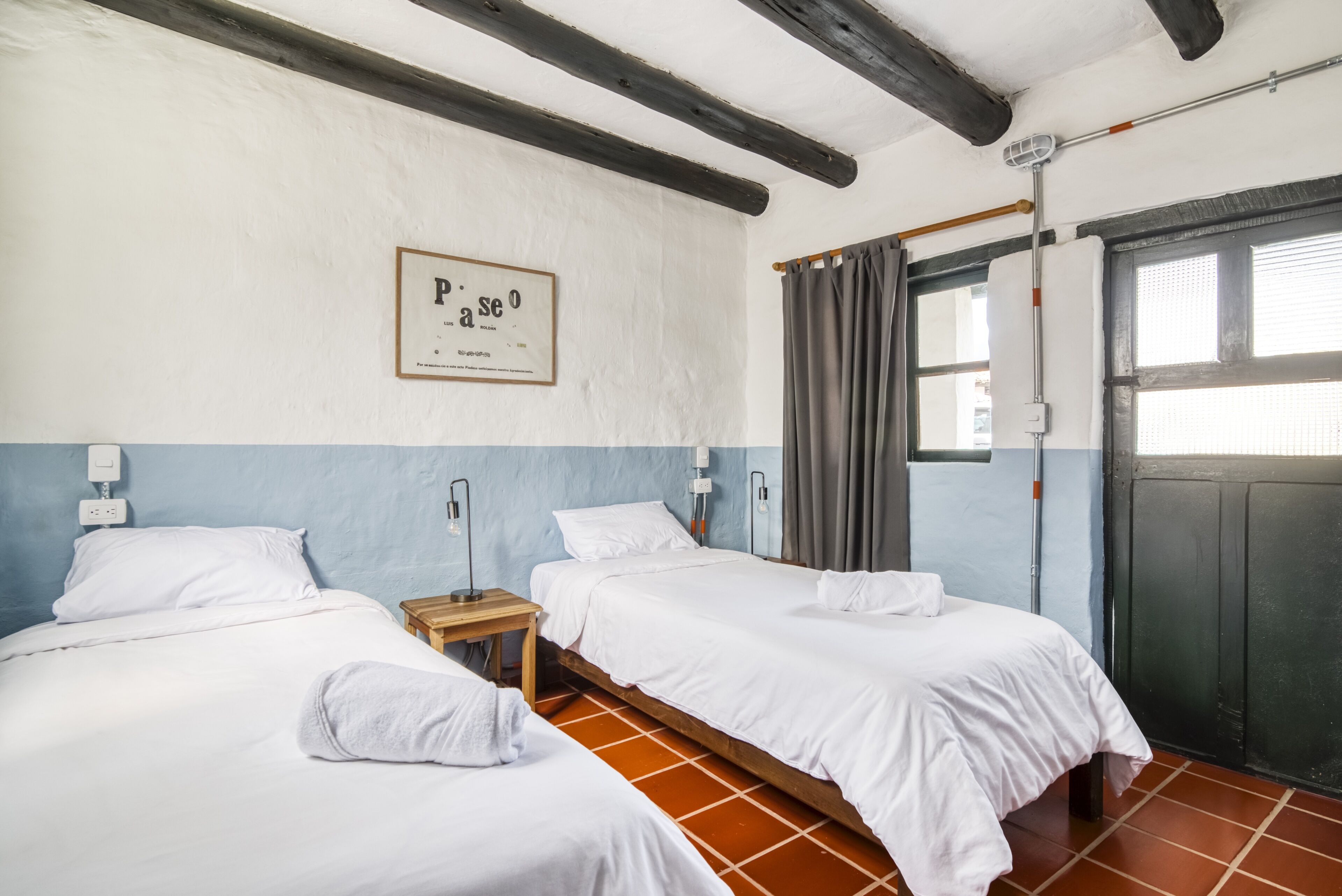 1 bedroom, individually decorated, individually furnished, bed sheets