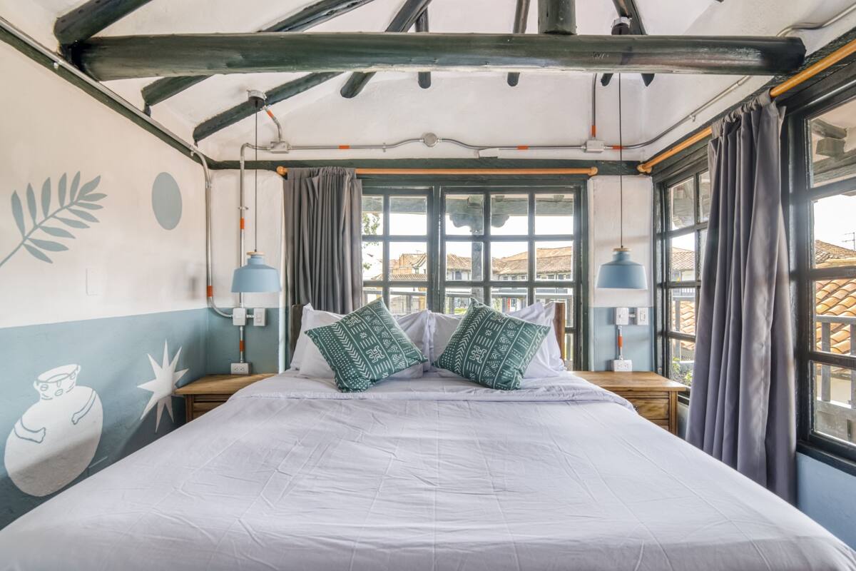 superior room, 2 bedrooms | 1 bedroom, individually decorated, individually furnished, bed sheets