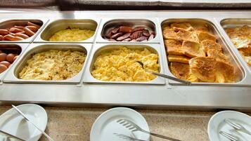 Free daily buffet breakfast