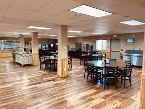 Breakfast, lunch and dinner served - Target Hospitality-Odessa East Lodge (Odessa)