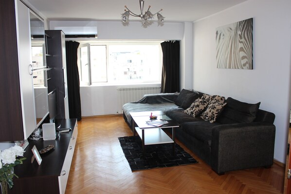 TV - Central two room apartment. (Sector 3)