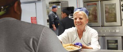 Frühstück, Mittagessen und Abendessen