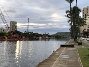 حمّام سباحة خارجي