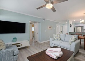 TV, offices - Villa Sanibel 2A - Exclusive Villa Sanibel Retreat, Steps to Beach (Sanibel)