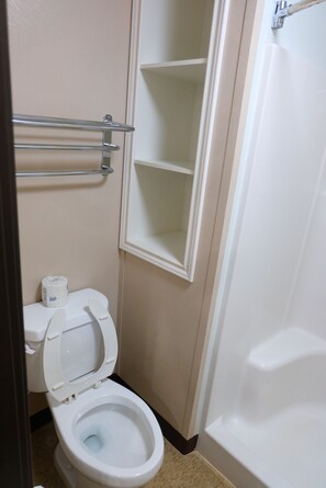 Bathroom - Target Hospitality-Kermit North Lodge (Kermit)