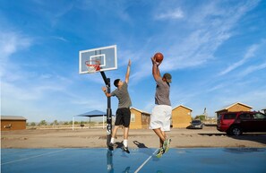Basketball court - Target Hospitality-Seven Rivers Lodge Carlsbad (Carlsbad)