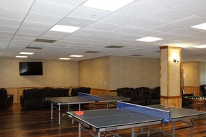 Game room - Target Hospitality-Seven Rivers Lodge Carlsbad (Carlsbad)