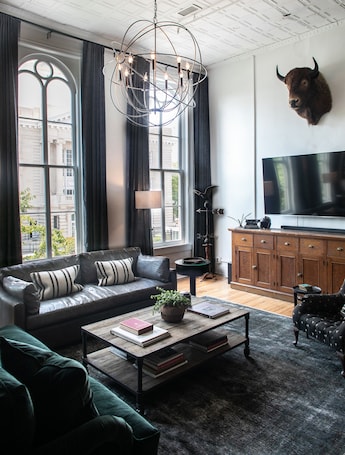 TV, stereo. Two Lanes Guesthouse - Historic Downtown Loft Apartment 45 miles S of Nashville
