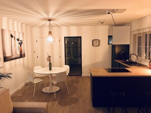 Dining - Lenthe residence in the rooster  (De Haan)
