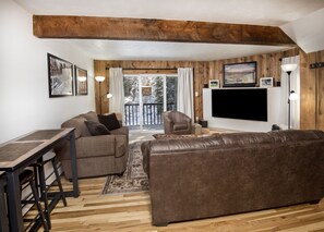 Smart TV, video games