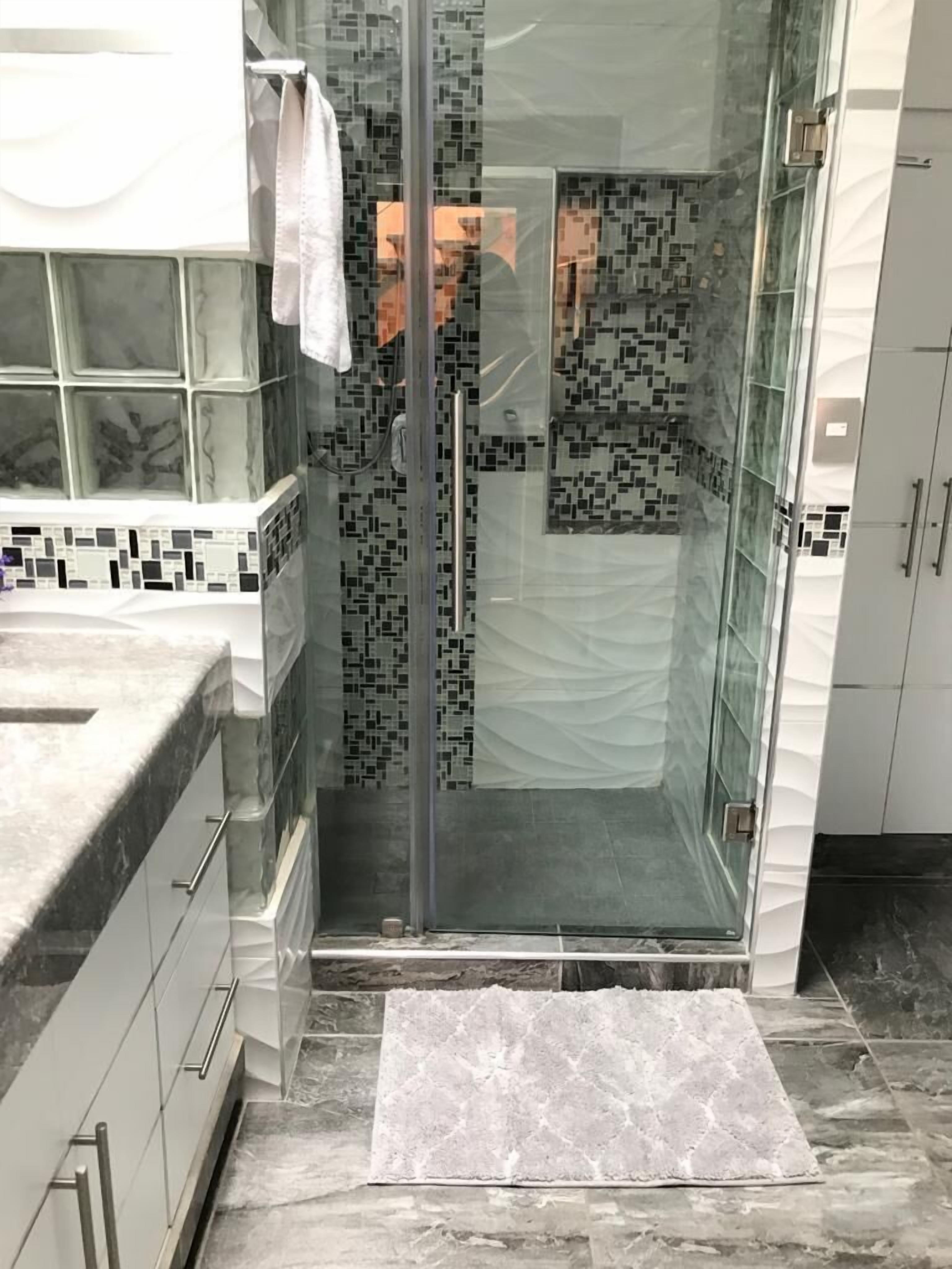 Luxury Triple Room | Individually furnished, iron/ironing board, free WiFi, bed sheets