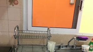 Gambar tidak terklasifikasi, 3 dari 33, tombol