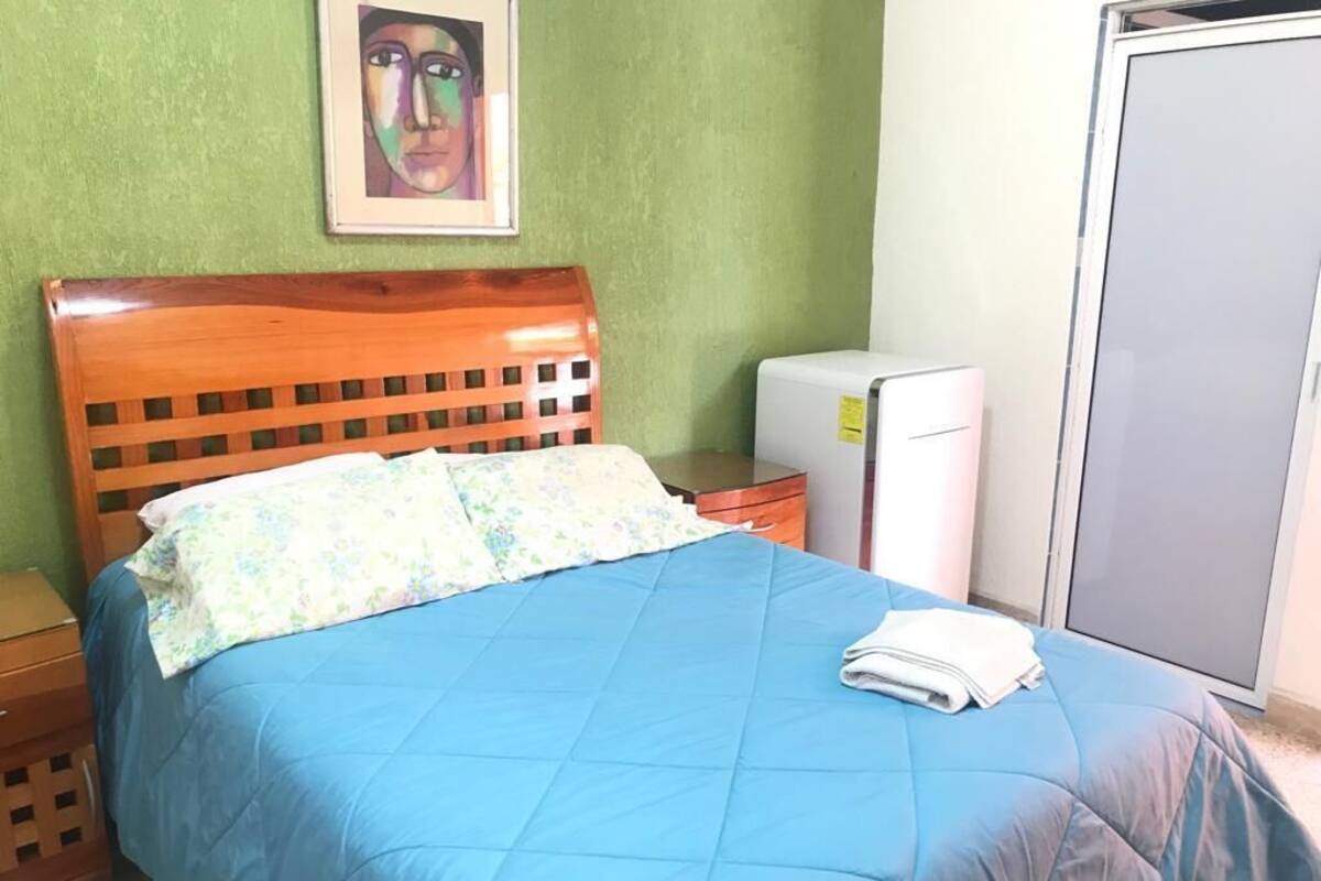 Camera doppia | Ferro/asse da stiro, Wi-Fi gratuito, con arredamento individuale