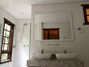 Deluxe Studio Suite - Gato de Botas Flats & Suites (Nova Friburgo)