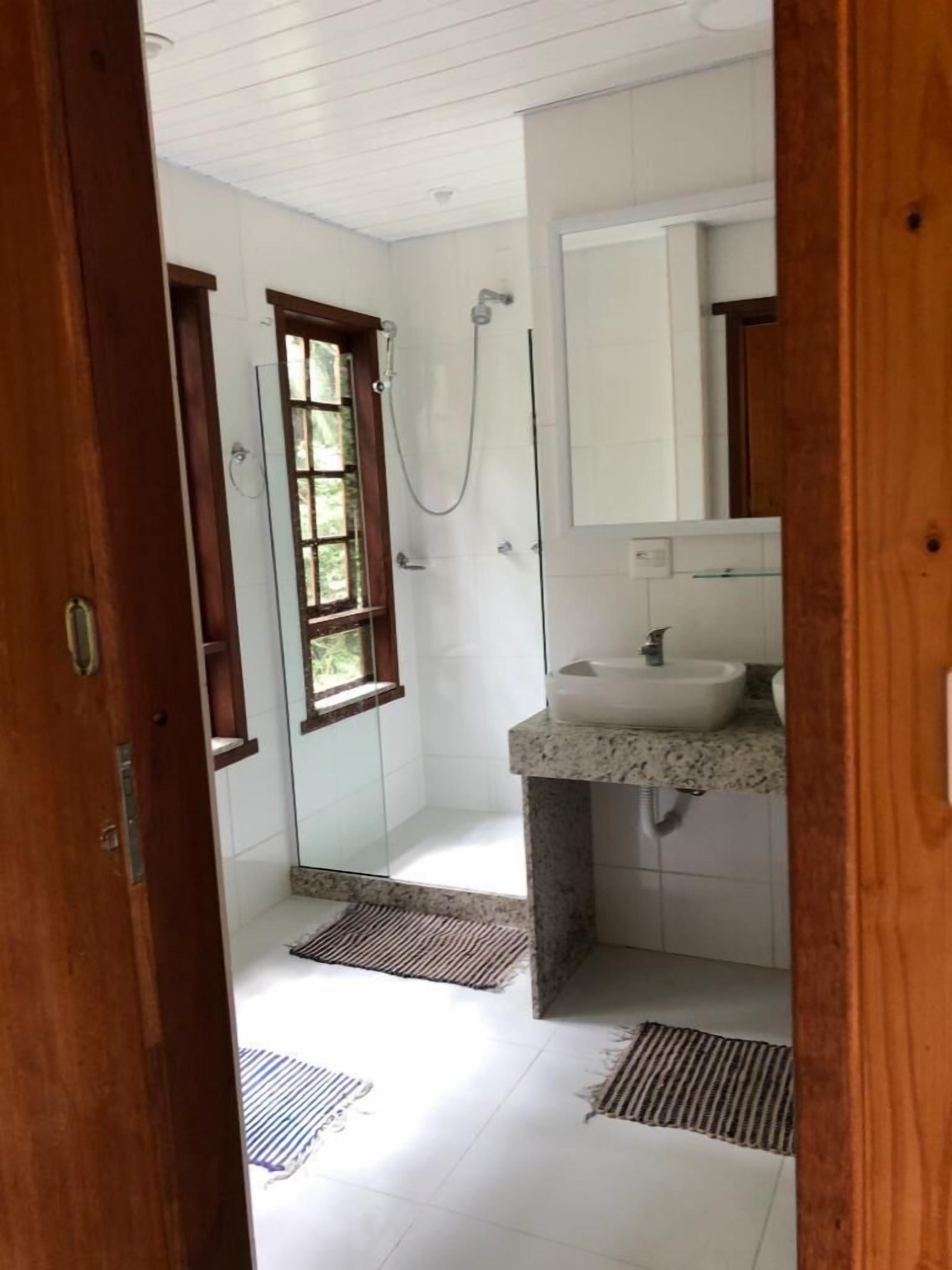 Deluxe Studio Suite | Minibar, blackout drapes, free WiFi, bed sheets