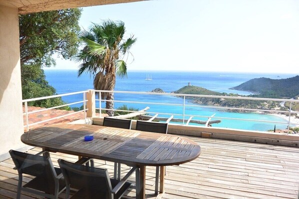 Outdoor dining - CAROLE VILLA - PRIVATE POOL - SPA- 5* (CONCA)