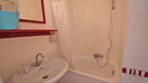 Bathroom - Apartment for 4 people - Air conditioning - Near beach Nartelle - Sainte Maxime - Ranked 2* (STE MAXIME)