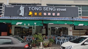 Restauration extérieure