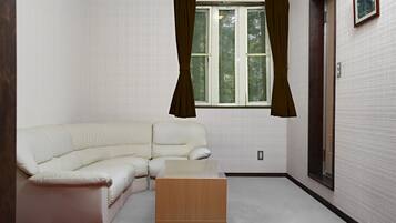 Quad Room with Ensuite (L)